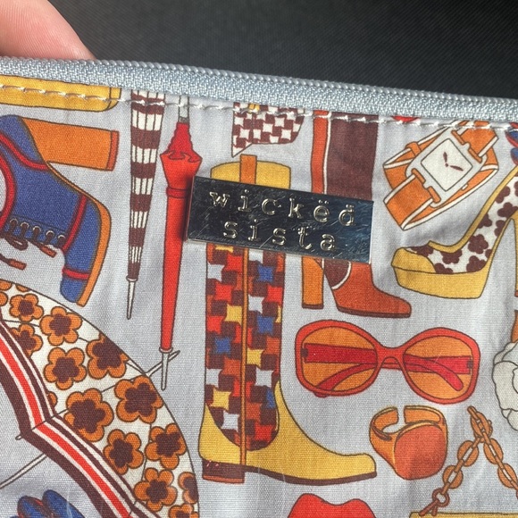 Colour pop Multi-use bag Make up bag travel pouch pencil case handbag organiser - Picture 3 of 6